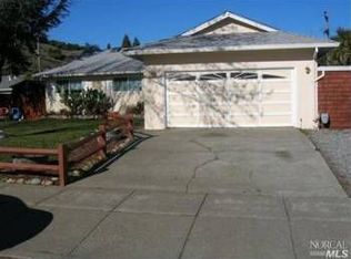 16 Stasia Dr, Novato, CA 94947