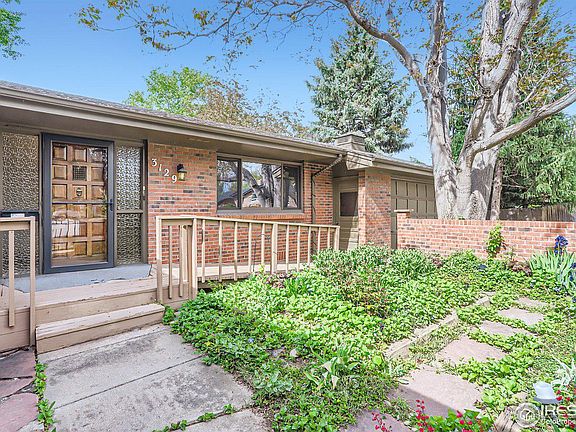 3rd image of 3129 Lakeview Cir
