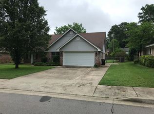 906 S 67th Ln, Fort Smith, AR 72903