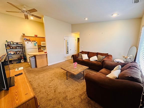 2nd image of 1559 N Riverside Ave #9
