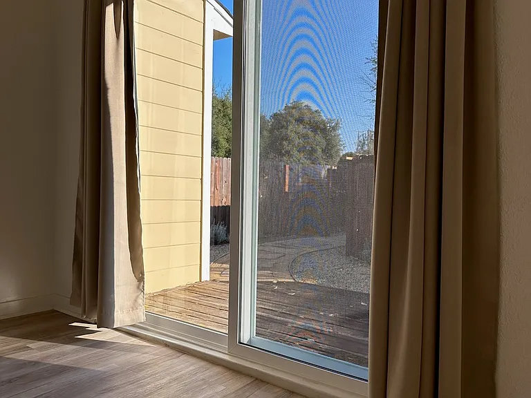 4763 Hidalgo Ave — Photo 13