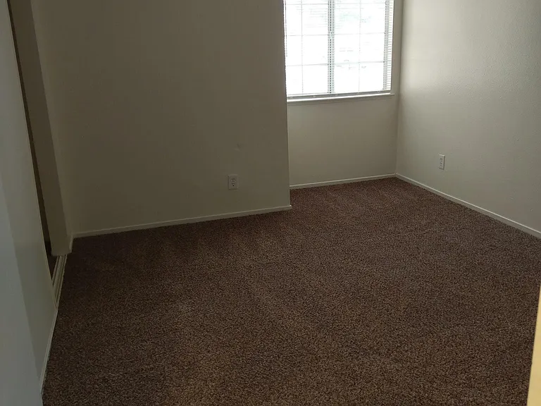 2282 Ray Kanel Dr — Photo 6