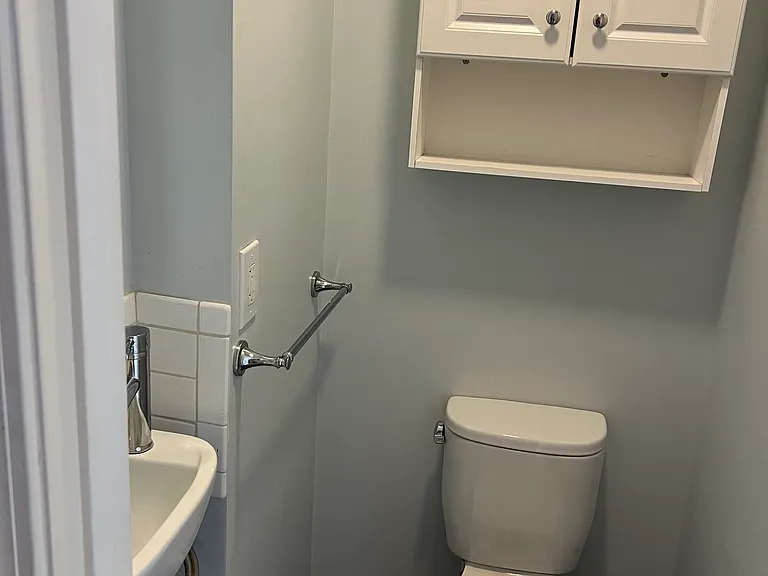 474 Windsor St #2 — Photo 7