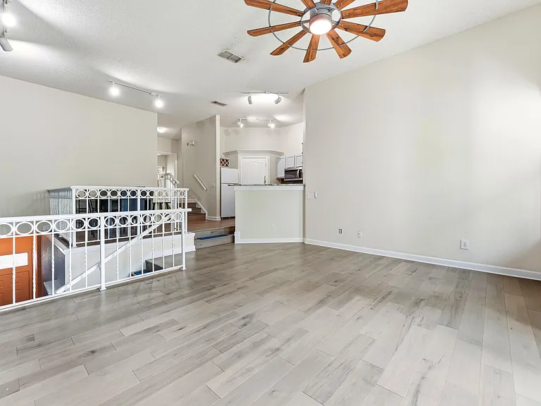 603 Masthead Ct — Photo 8