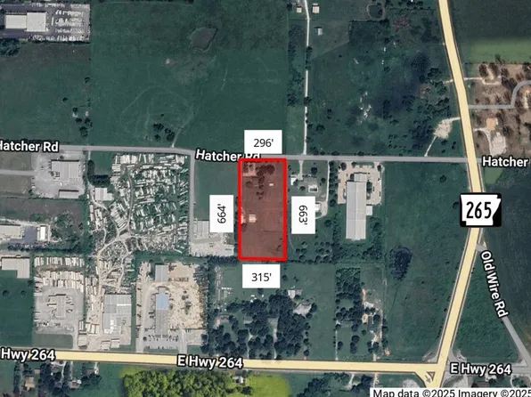 1035 Hatcher Rd, Bethel Heights, AR 72764