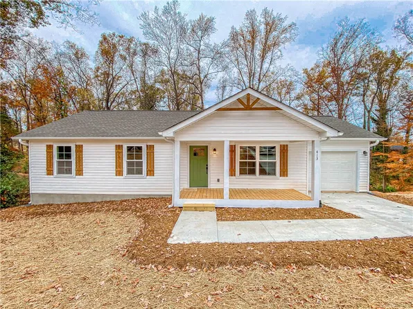 413 Sherwood Dr, Seneca, SC 29678