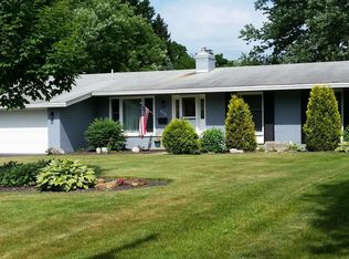 453 Long St, Amherst, OH 44001