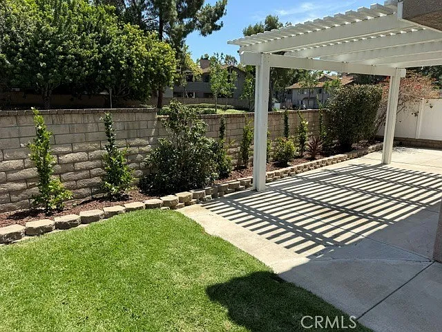 24936 Villarente St — Photo 2