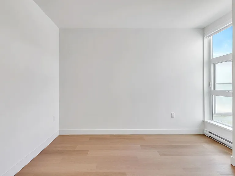1490 W 32nd Ave — Photo 64