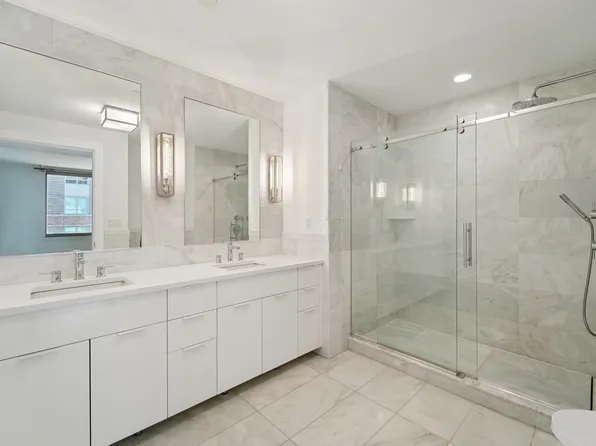 9 Avenue At Port Imperial image 31 of 47