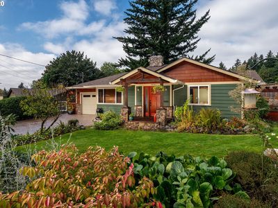 9041 NE Fremont St, Portland, OR, 97220