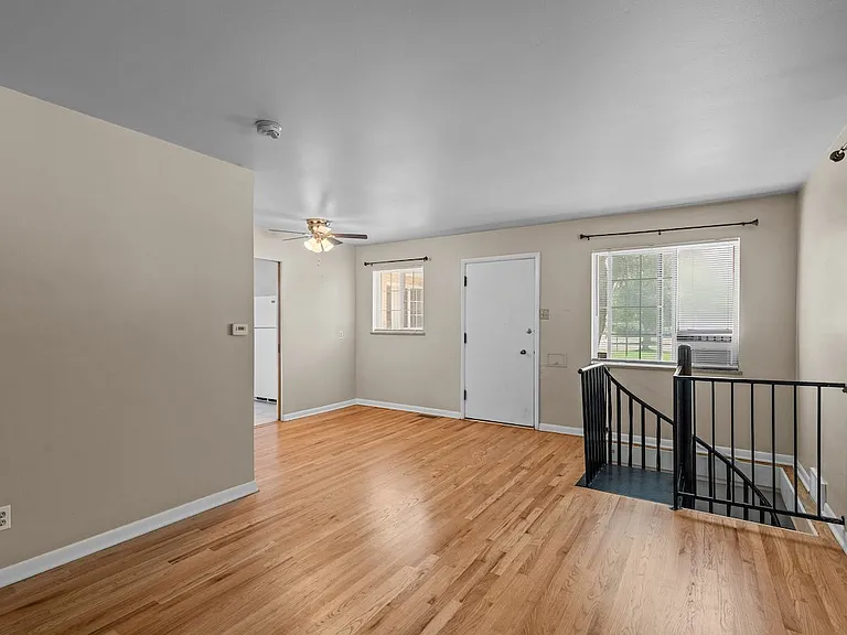 1393 S Grant St — Photo 7