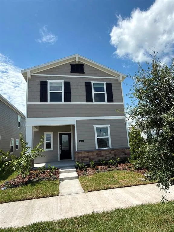 4 bed, 2.5 bath, 2071 sqft, $2,500 — Photo 3