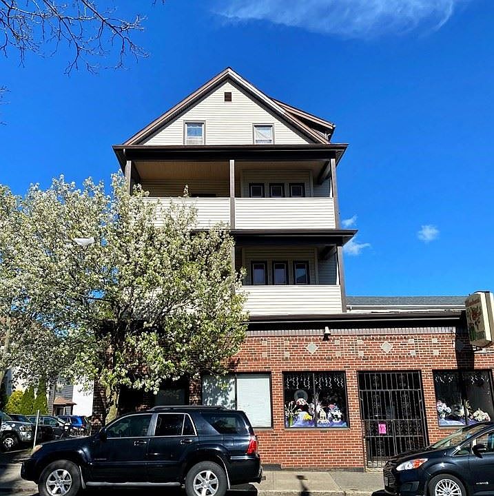 1370 Ave, New Bedford, MA 02746 Zillow