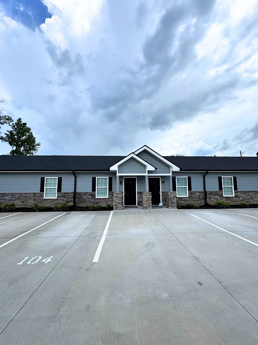 Building Photo - 8329 Hixson Pike #2