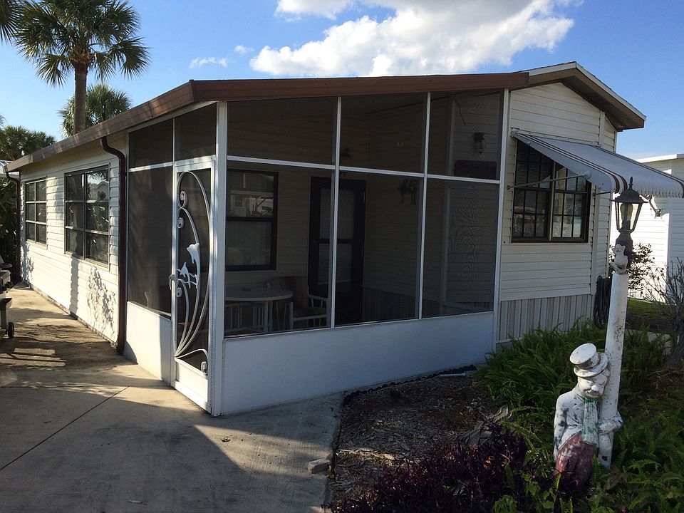 1st image of 6695 SE 55th Ln