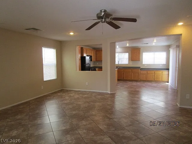 7168 Neches Ave — Photo 4