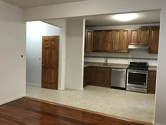 Rented by Rentiko Inc | media 32