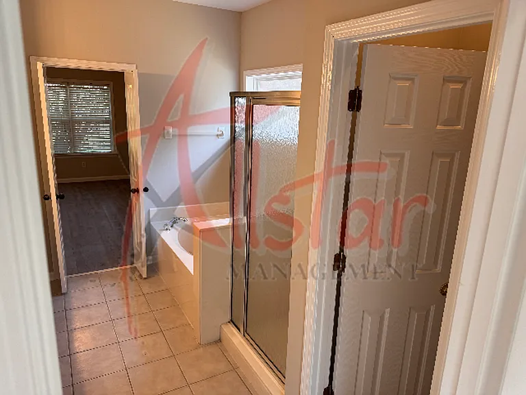 3803 Lake Village Cv — Photo 12