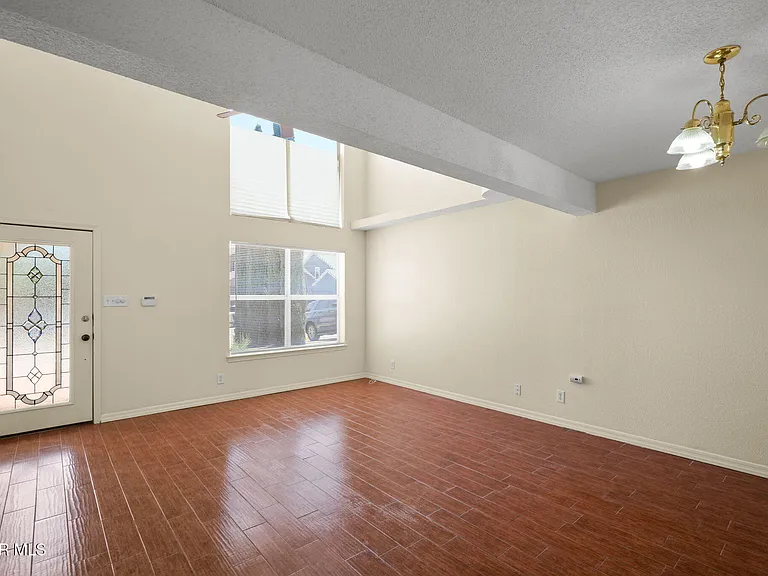 4089 Tierra Bronce Dr — Photo 7