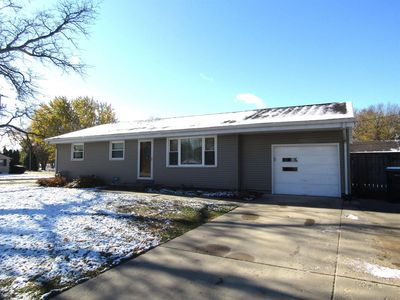 1220 South Grant Avenue, Janesville, WI, 53546