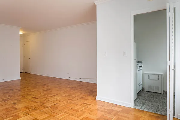 Rented by Nooklyn NYC LLC | media 6