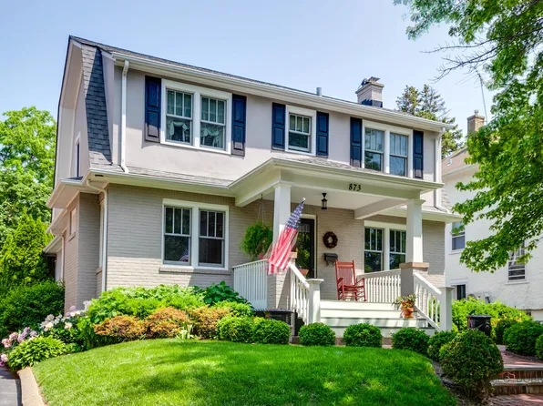 873 Summit Ave, Lake Forest, IL 60045