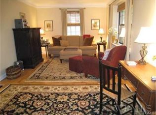 196 Garth Rd APT 1G, Scarsdale, NY 10583