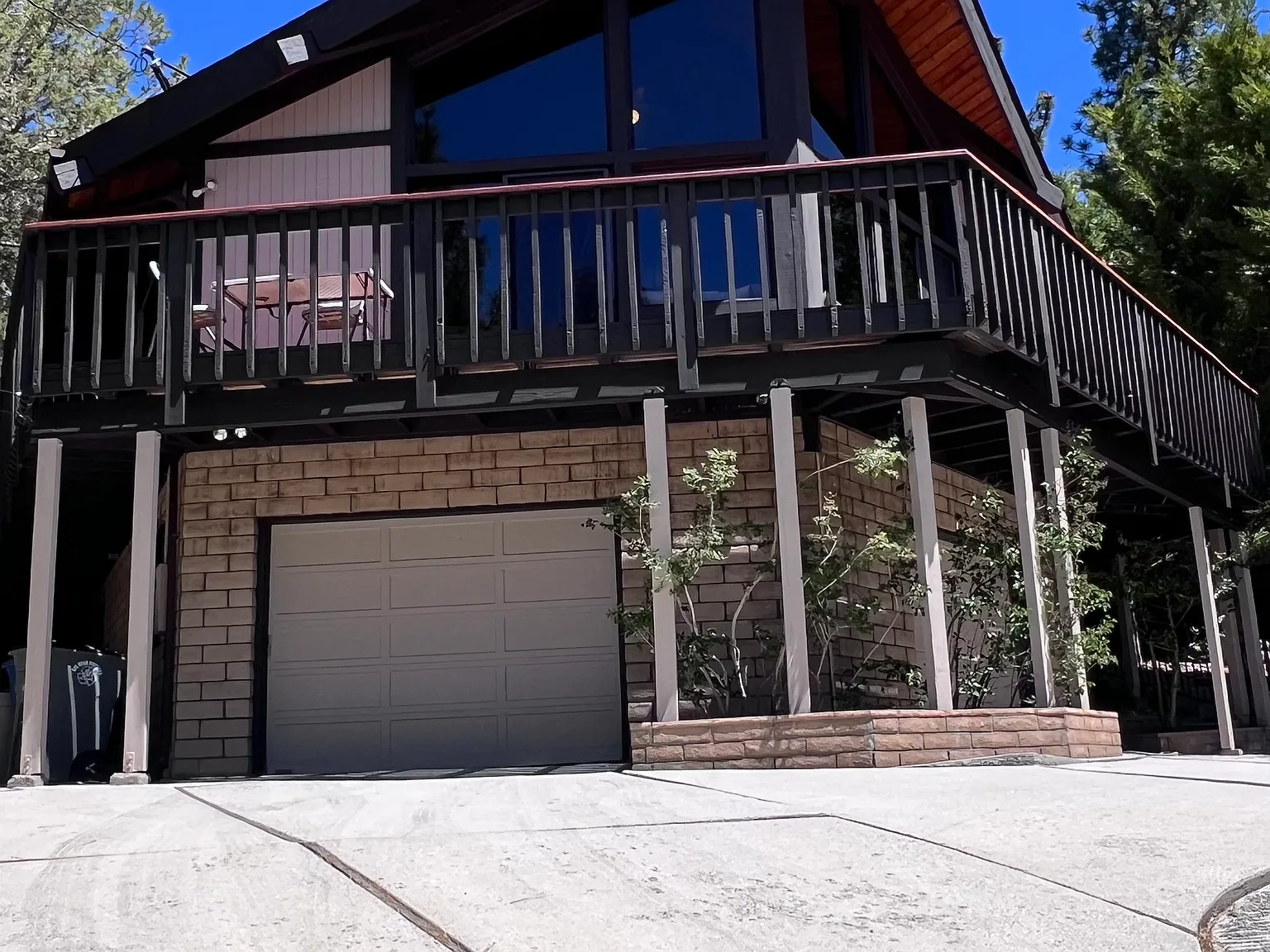 3 bed, 2400 sqft, $3,445 — Photo 1