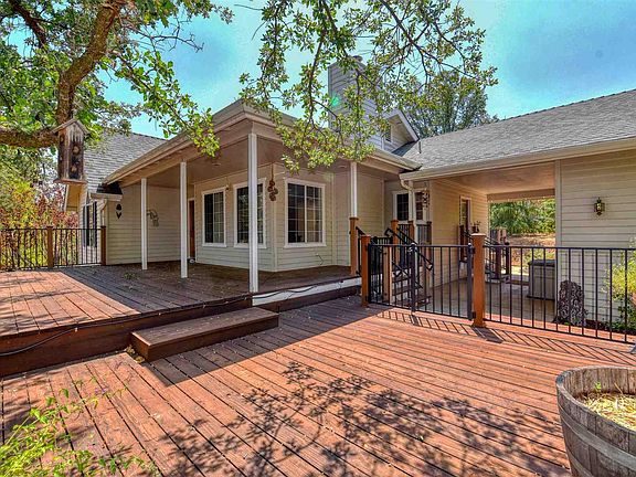 3rd image of 20508 Nob Hill Cir