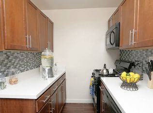 Dominion Towers, Arlington, VA 22204