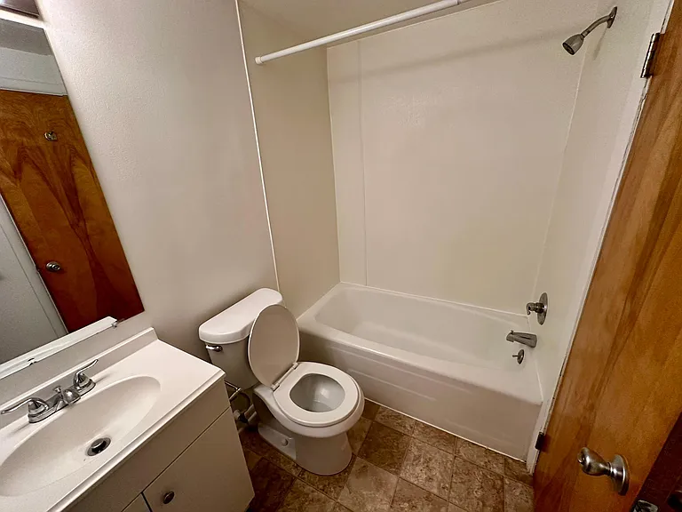 2099 Fabian Dr — Photo 9