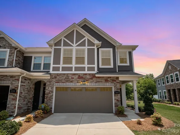 9227 Glenburn Ln, Charlotte, NC 28278