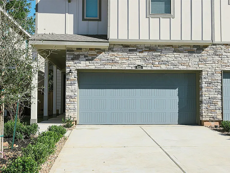 625 Royal Arch Dr — Photo 3