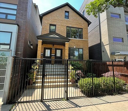 2nd image of 1957 W Erie St #1