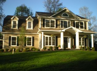 11 Fay Pl, Summit, NJ 07901
