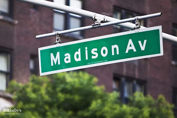 Sold by Sotheby's International Realty | media 10