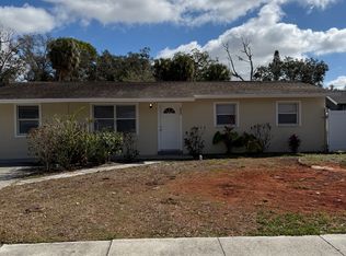 2025 Stratford Dr, Sarasota, FL 34232