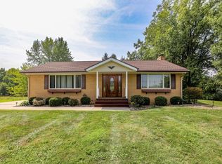 10048 Mottown Rd, Deerfield, OH 44411