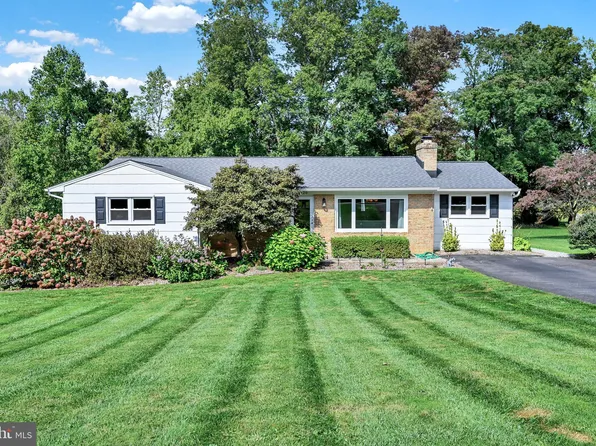 2120 Carroll Dale Rd, Sykesville, MD 21784