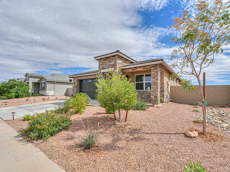 36065 W San Sisto Ave — Photo 5