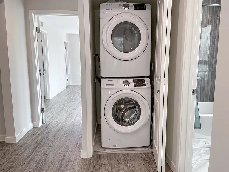 5107 Harold Way #1 — Photo 12
