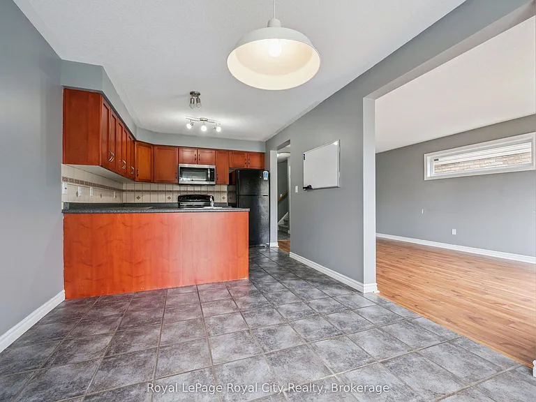 30 Darnell Rd — Photo 3