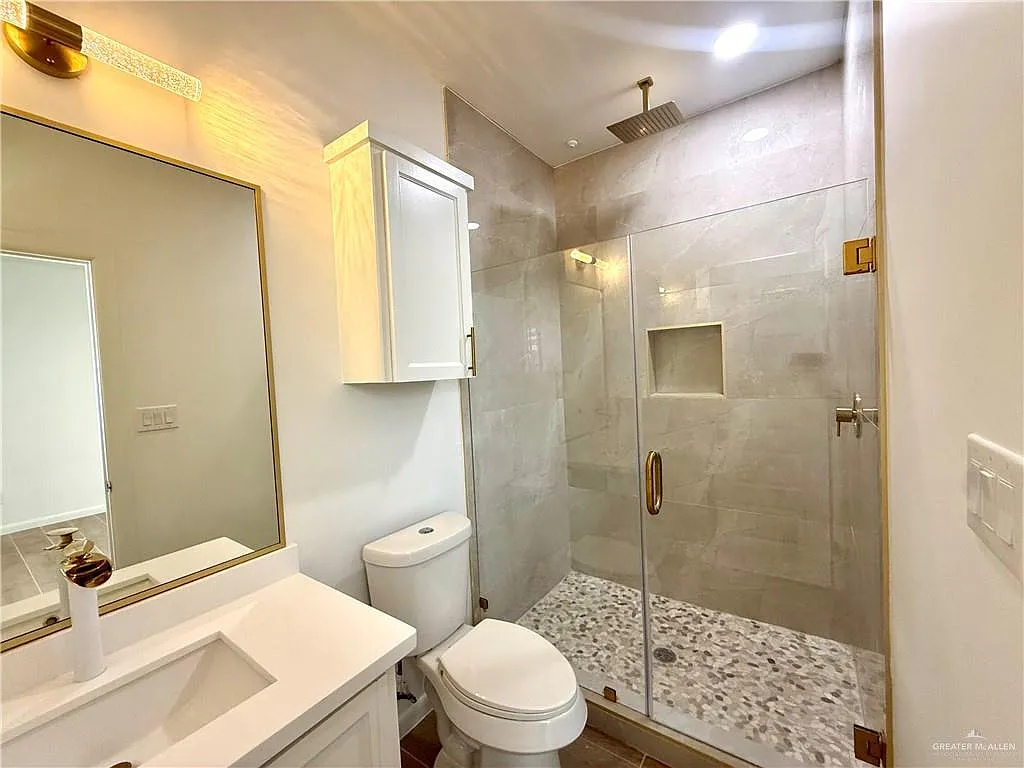 3 bed, 2.0 bath, 1150 sqft, $1,400 — Photo 4