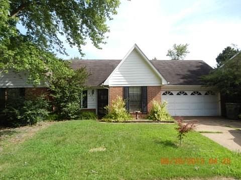 2nd image of 8217 Crimson Creek Dr