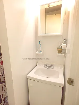 Rented by City Heights Realty | media 15