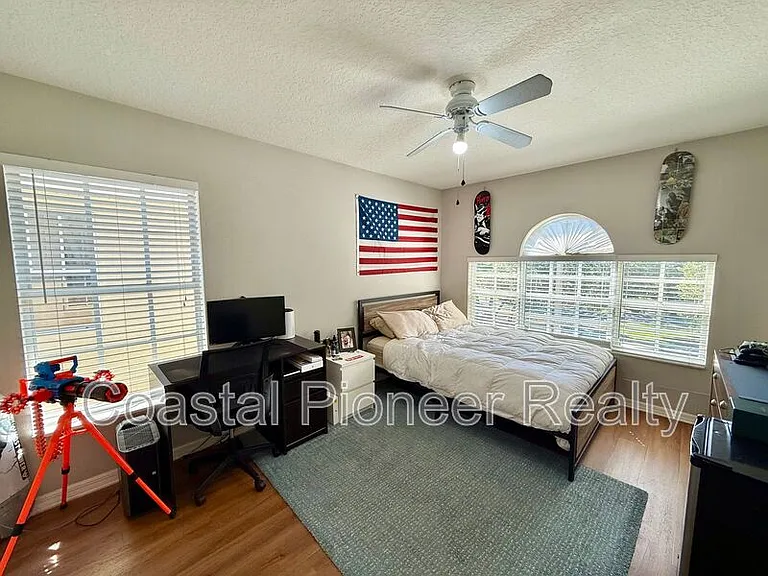 11113 Avery Oaks Dr — Photo 38