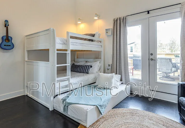 1027 Wedgewood Ave — Photo 26