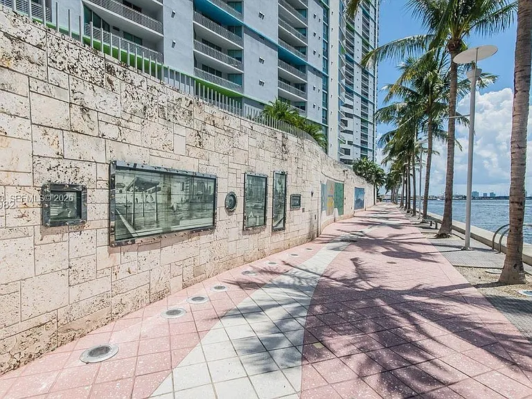 335 Biscayne Blvd #3808 — Photo 44