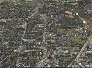 200 Ridgecrest Dr, San Antonio, TX 78209